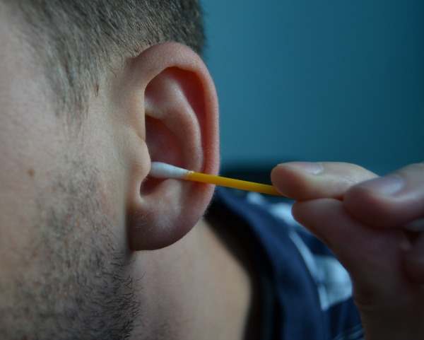 You will never use ear swab again after you read this!