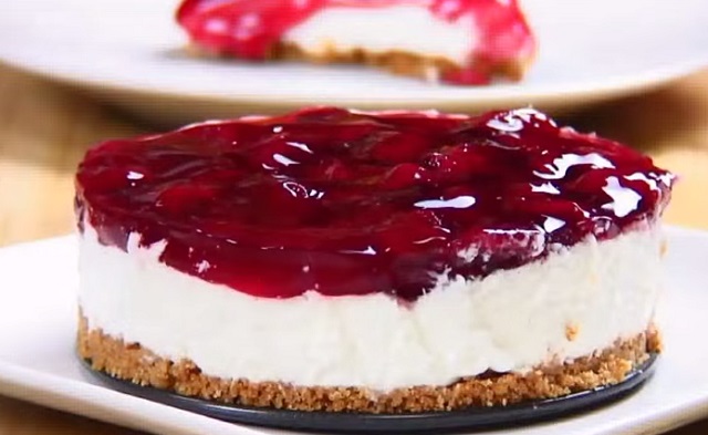 The simplest and best no bake cherry cheesecake recipe