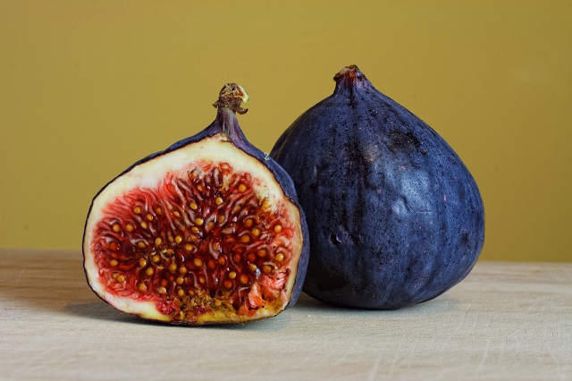 Six reasons why you should eat figs daily
