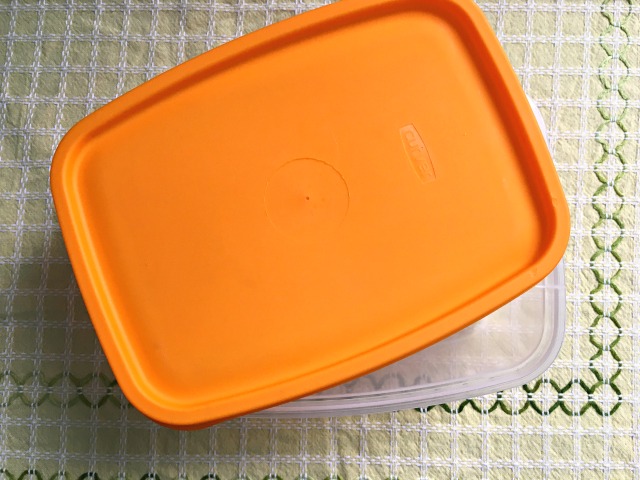 Here's what you expose yourself to if you use plastic containers and cutlery