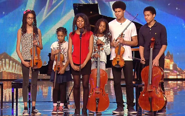 6 siblings enter the stage and surprise everyone with their performance