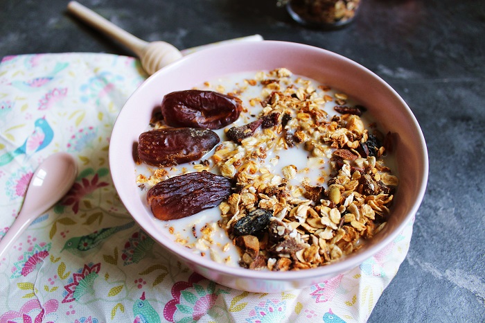 These things happen to your body when you start eating oats every day