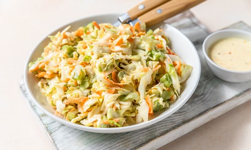 Cabbage and carrot salad with yogurt dressing